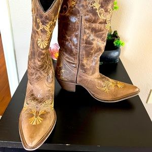 Cowboys boots